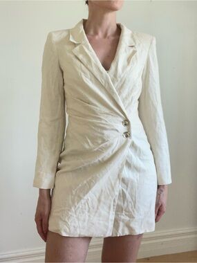 Zara Cream blazer dress with Gold Buttons